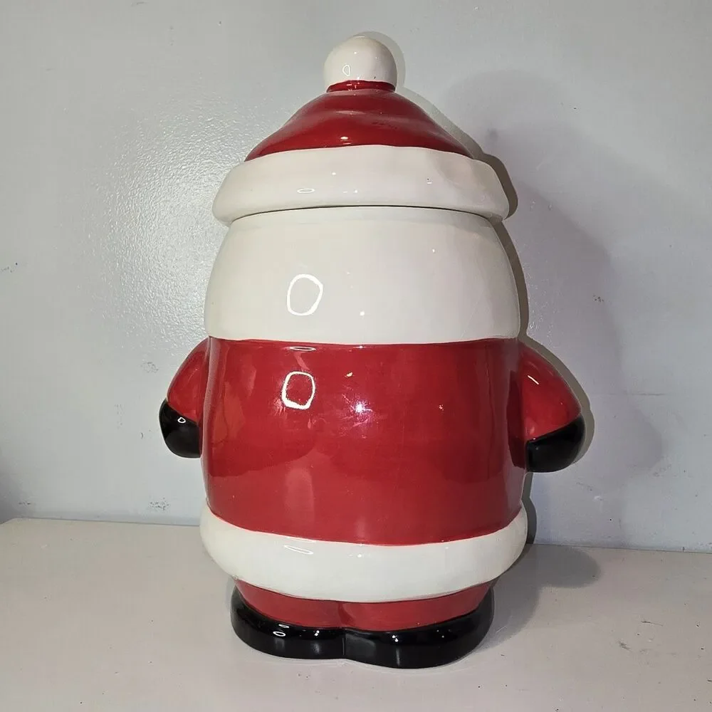 2006 Boston Warehouse Santa’s Bake shop 3 Qts Cookie Jar